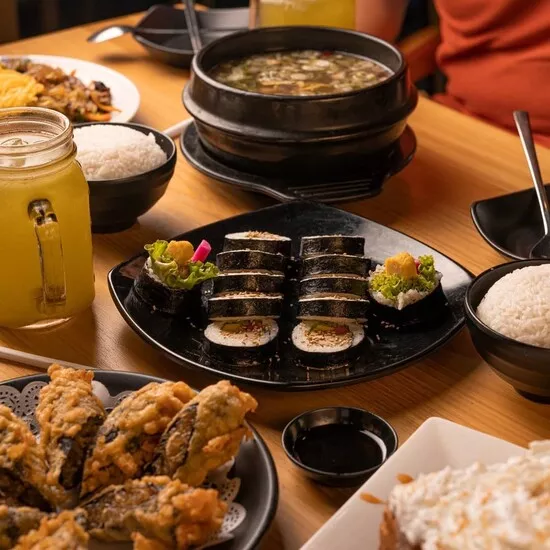 Ahjumma Kitchen Tempat Makan Keluarga di Surabaya Murah Blog GoPay