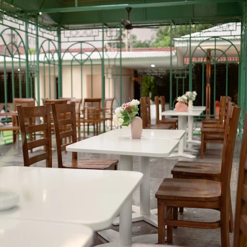 Cafe Terracotta