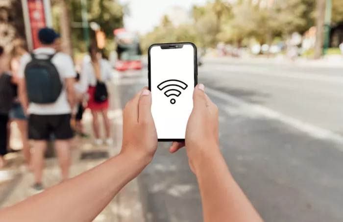 Aktifkan Koneksi Internet yang Stabil Item Checklist Sebelum Traveling Blog GoPay